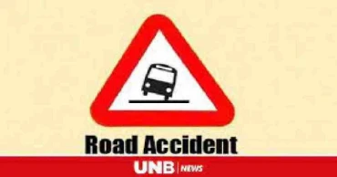 3 killed, 4 injured as microbus crashes into parked truck in Meherpur
