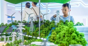 Green energy takes center stage at 10th China-South Asia Expo in Kunming