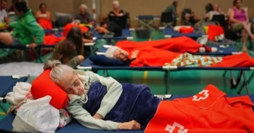More than 200,000 flee wildfires in France and Spain as blazes spread rapidly