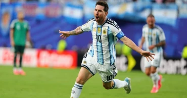Messi equals Klose's World Cup scoring record with memorable hat trick for Argentina