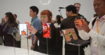 Apple unveils iPhone 18 lineup, foldable Duo