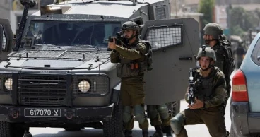 Israeli forces arrest 10 Palestinians in Hebron raids