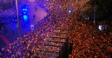 Spain's World Cup champions return home to royal welcome, Madrid parade
