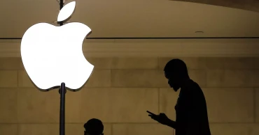 iPhone sales hit record high despite Apple’s AI setbacks