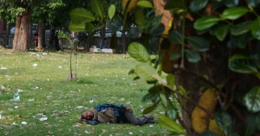 Dhaka sizzles as people seek shade, water amid rising temperatures