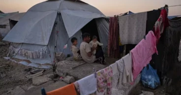 Displaced Palestinians find shelter among graves in Gaza cemeteries