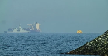 US warns shipping firms of sanctions over Iran toll payments in Hormuz