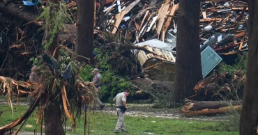 Over 100 dead in US floods amid extreme weather warning
