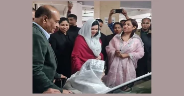 Zubaida’s mother casts vote at City College in Dhaka-10
