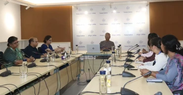 Japanese FM shows strong interest in boosting cooperation with Bangladesh