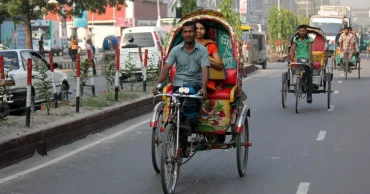 Autorickshaw pullers demand jobs if barred from roads