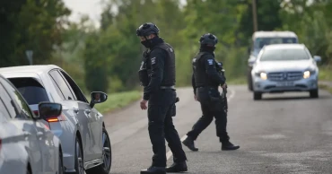 Five men arrested near US air base in UK released on bail