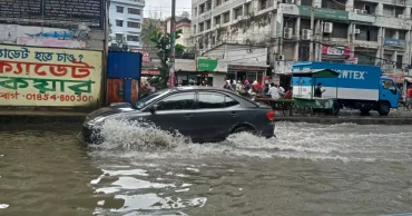 Commuters suffer as downpour leaves Dhaka streets waterlogged