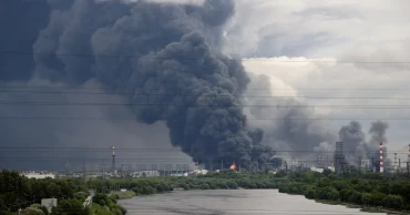 China calls for de-escalation of Ukraine conflict