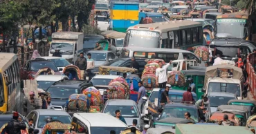 Traffic chaos grips Dhaka as 7-college students block roads
