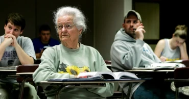 Adult learners redefine college classrooms across the U.S.