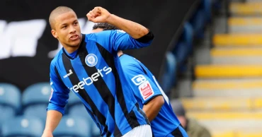 Former Man United prospect Joe Thompson dies at 36