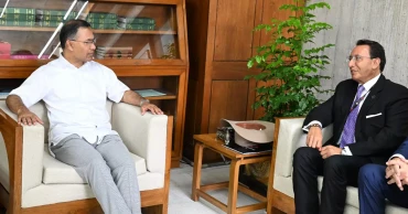 PM urges Banglalink to make smartphones more affordable, digital services more accessible