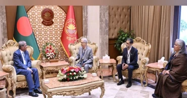 East West University delegation meets President