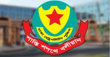 32 held over “flash procession” attempts in city