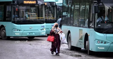 Fuel crisis: Pakinstan’s Punjab announces free public transport after federal move