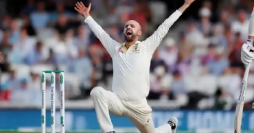 Lyon passes McGrath with a perfect ball, leaving even the legend momentarily stunned