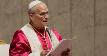 Pope Leo, Trump trade barbs as Iran war tensions mount