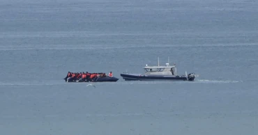 1 dies, another goes missing as migrant-loaded boat sinks in English Channel