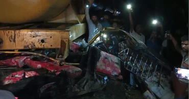 2 killed as detached freight wagons crash into vehicles in Rajbari