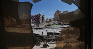 Israeli forces launch fresh strikes in southern Lebanon as US-Iran talks delayed