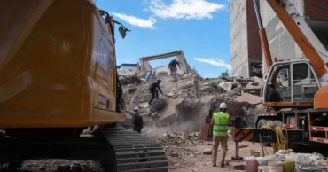 Colombia quake death toll hits 281, hundreds still missing