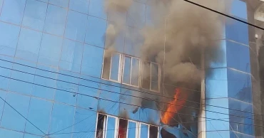 Fire breaks out at Ctg shopping mall: 2 killed