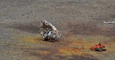 Crude bombs blast in several areas of Dhaka; autorickshaw driver injured