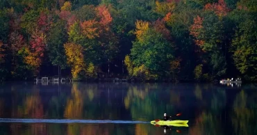 Doctors prescribe time outdoors to boost mental and physical health
