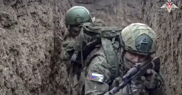 Ukraine presses attacks in Russia's Kursk region