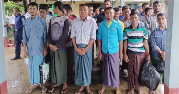 29 Bangladeshi citizens return home from Myanmar