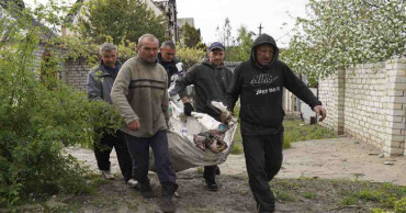 Ukraine shuts off Russian pipeline amid talk of annexation