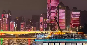 Sailing through lights: A Pearl River cruise in Guangzhou