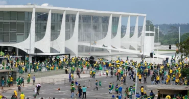 Brazil authorities seek to punish pro-Bolsonaro rioters