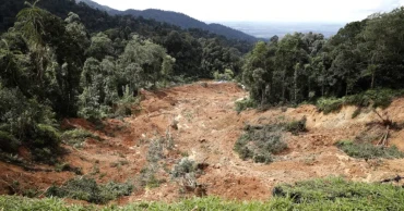 Landslide at Malaysia campground leaves 16 dead, 17 missing