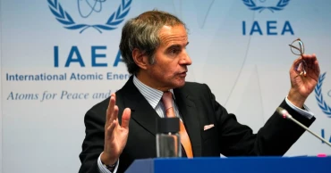 Iran FM reaffirms cooperation after IAEA warns on uranium stockpile