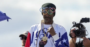 Snoop Dogg signs multi-year deal with NBCUniversal