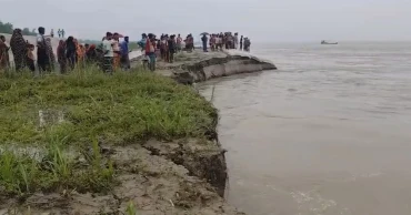 One child missing after Padma riverbank collapse in Kushtia