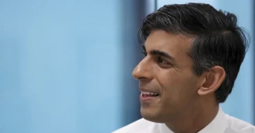 UK PM Rishi Sunak fined for not using a seat belt