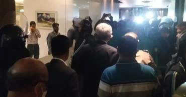 Govt suspends 14 secretariat employees over allowance protests