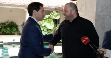 Russian drone strike kills 2 in Zaporizhzhia as Ukraine pushes to revive peace talks