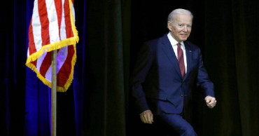 Rival Democrats accuse Bloomberg of trying to 'buy' election