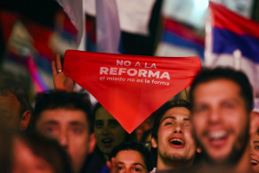 Uruguay votes in election widely expected to go to runoff