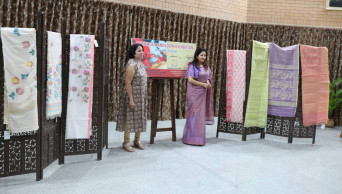 Jamdani fair turns heads in Delhi
