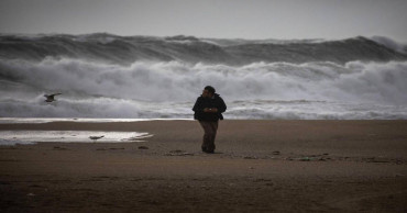 Spain walloped by heavy snow, rain, gales that leave 2 dead